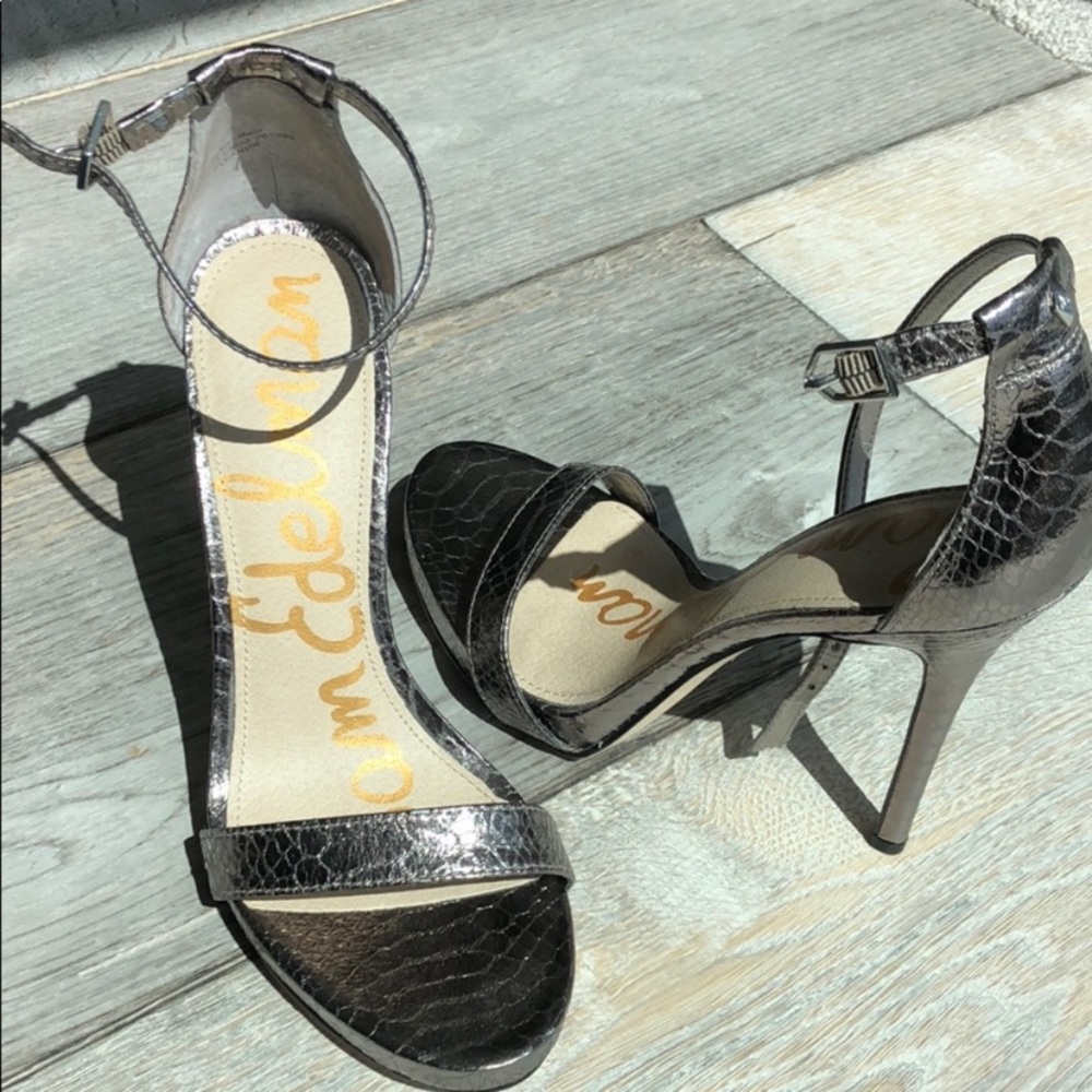 Sam Edelman silver textured heels 7.5 BRAND NEW!